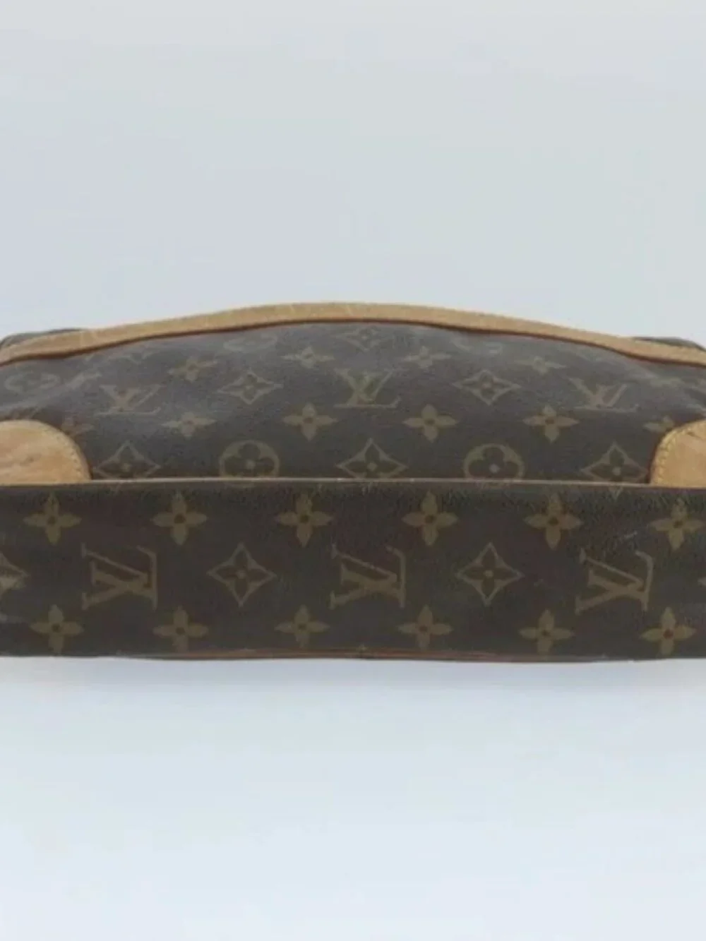 LOUIS VUITTON Monogram Compiegne 28 Clutch Bag M51845 LV Auth 97857